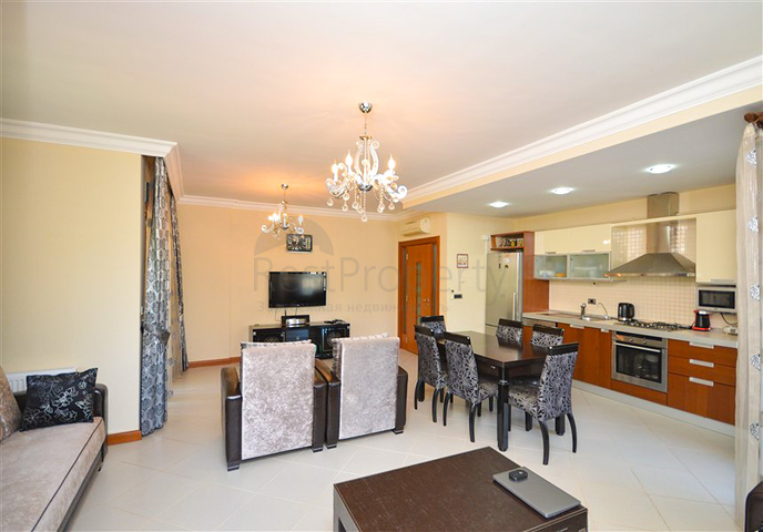 2+1 Wohnung in der ersten Zeile im Zentrum von Alanya