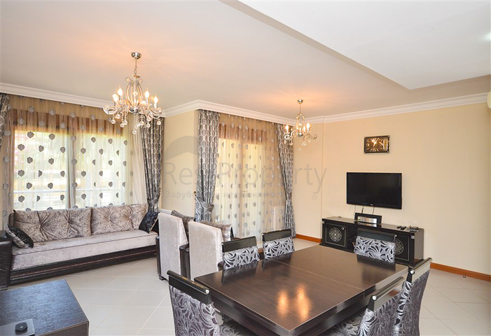 2+1 Wohnung in der ersten Zeile im Zentrum von Alanya