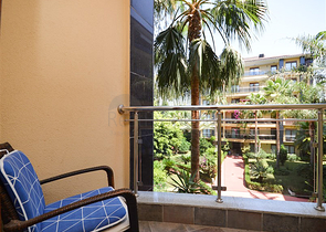 2+1 Wohnung in der ersten Zeile im Zentrum von Alanya