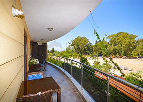 2+1 Wohnung in der ersten Zeile im Zentrum von Alanya