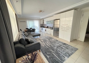 Geräumige 2+1 Wohnung im zentralen Bereich von Alanya