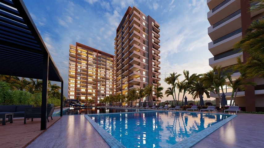 Neues Investitionsprojekt in der Bauphase in Mersin