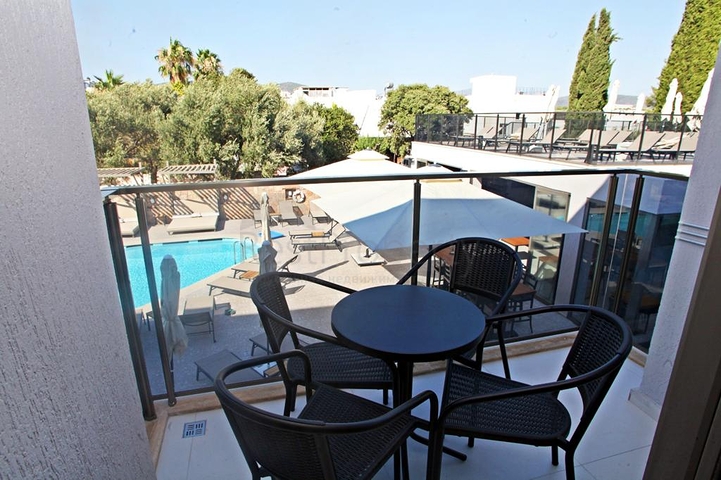 Wir präsentieren ein einzigartiges Boutique-Apartmenthotel, ideal gelegen in einem der beliebtesten Touristengebiete von Bodrum. 