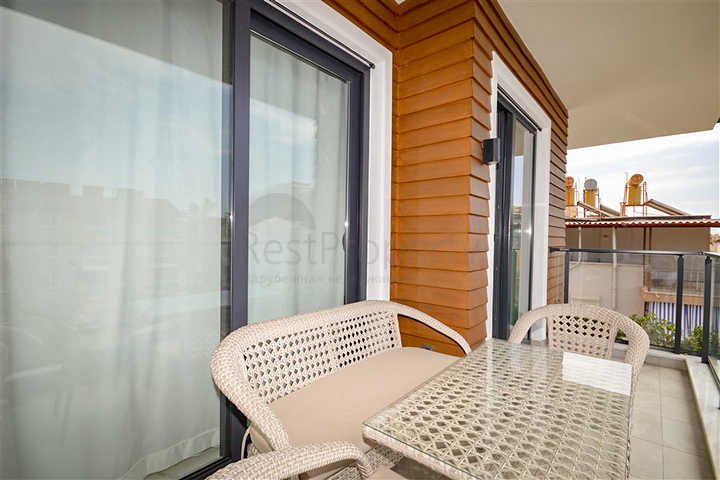 2+1 Penthouse mit schöner Aussicht in der Nähe von Kleopatra Beach zur Miete