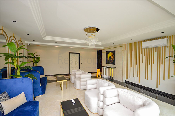 2+1 Penthouse mit schöner Aussicht in der Nähe von Kleopatra Beach zur Miete