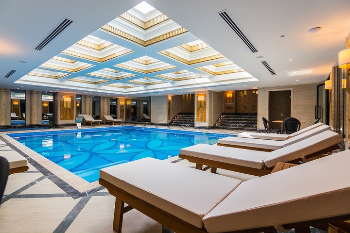 Luxuriöse 2+1-Wohnung mit Meerblick in einem Luxus-Komplex in Alanya