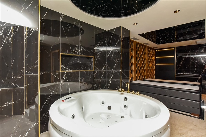 3+1 Penthouse im Zentrum von Alanya mit atemberaubender Aussicht