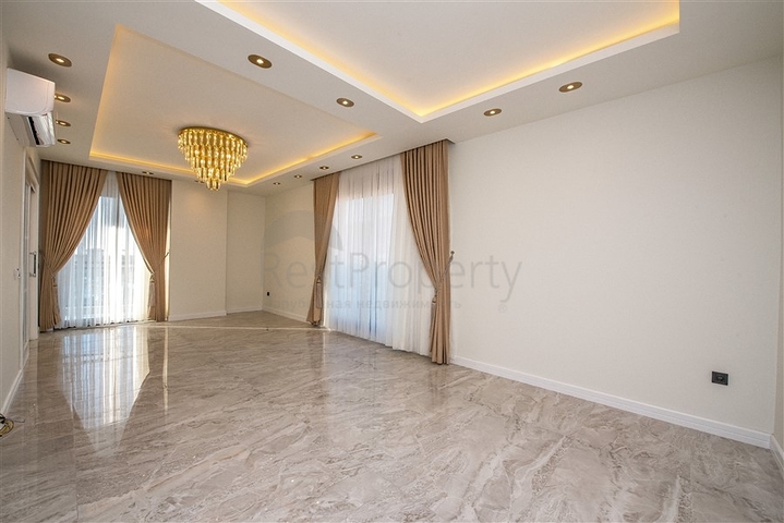 3+1 Penthouse im Zentrum von Alanya mit atemberaubender Aussicht