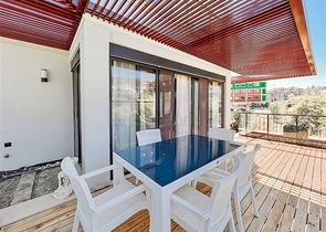 Geräumige 3+1-Wohnung in einem neuen Komplex mit voller Infrastruktur 