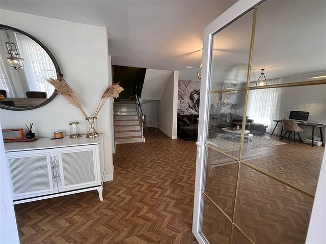 Villa für die Staatsbürgerschaft im Stadtteil Kestel