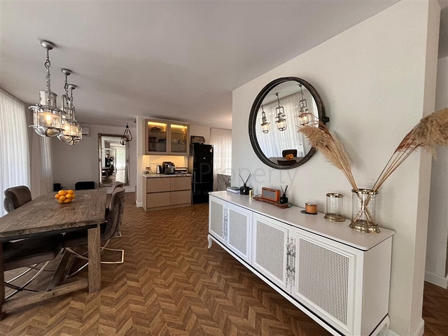 Villa für die Staatsbürgerschaft im Stadtteil Kestel