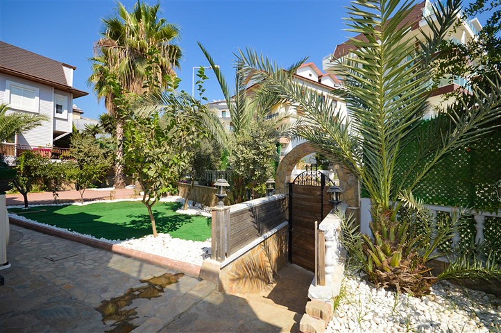 Villa für die Staatsbürgerschaft im Stadtteil Kestel