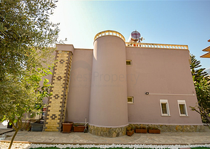 Villa für die Staatsbürgerschaft im Stadtteil Kestel