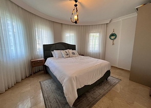 Villa für die Staatsbürgerschaft im Stadtteil Kestel