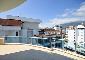 Apartment 4+1 50 m vom Mittelmeer entfernt