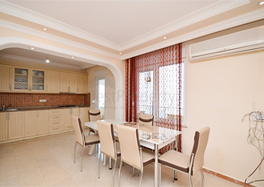 Apartment 4+1 50 m vom Mittelmeer entfernt