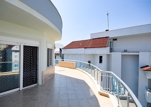 Apartment 4+1 50 m vom Mittelmeer entfernt