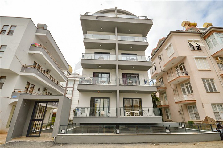 Penthouse-Wohnung mit 2+1 Grundriss im Cleopatra-Viertel