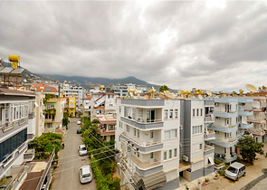 Penthouse-Wohnung mit 2+1 Grundriss im Cleopatra-Viertel