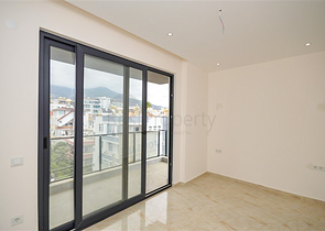 Penthouse-Wohnung mit 2+1 Grundriss im Cleopatra-Viertel