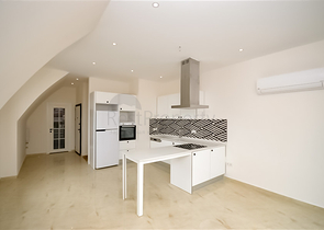 Penthouse-Wohnung mit 2+1 Grundriss im Cleopatra-Viertel