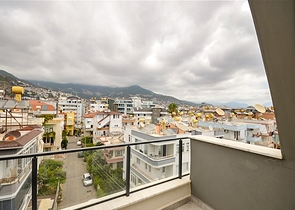 Penthouse-Wohnung mit 2+1 Grundriss im Cleopatra-Viertel