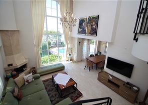 Möblierte 4+1 freistehende Villa im Stadtteil Tepe