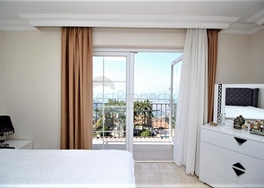 Möblierte 4+1 freistehende Villa im Stadtteil Tepe