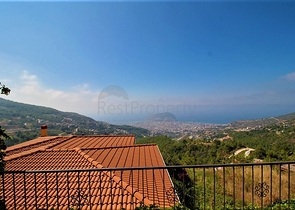 Möblierte 4+1 freistehende Villa im Stadtteil Tepe