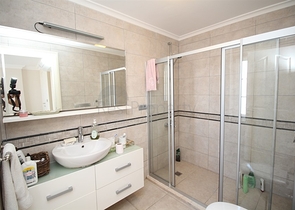 Möblierte 4+1 freistehende Villa im Stadtteil Tepe