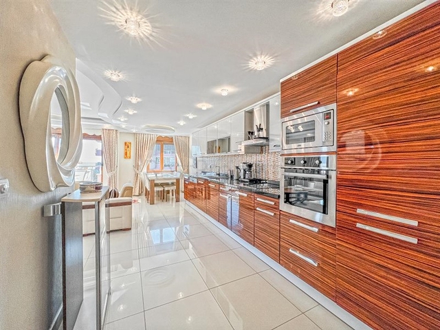 Geräumige 2+1 Wohnung im Stadtteil Mahmutlar