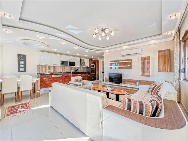 Geräumige 2+1 Wohnung im Stadtteil Mahmutlar