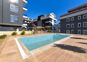 Möblierte Wohnung mit einem Schlafzimmer, bereit sich zu bewegen