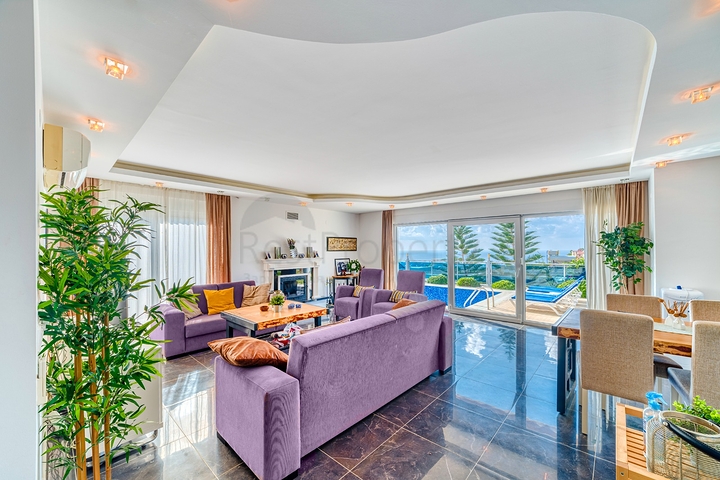 4+1 private Villa mit Panoramablick in der Gegend von Kargicak