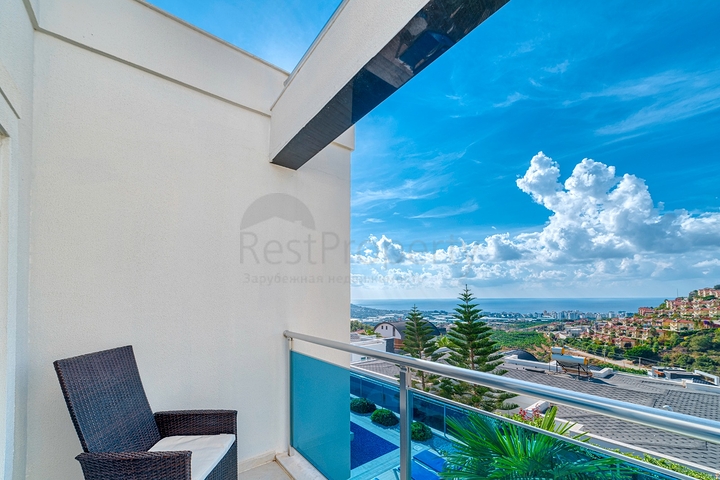 4+1 private Villa mit Panoramablick in der Gegend von Kargicak