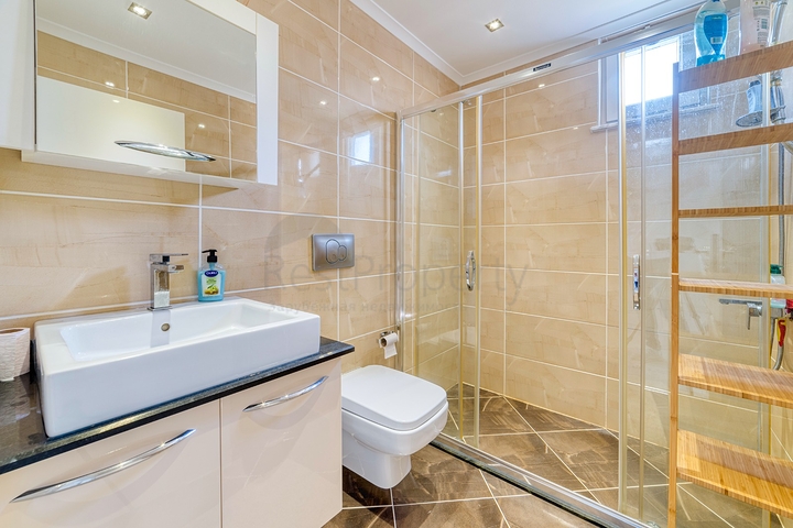 4+1 private Villa mit Panoramablick in der Gegend von Kargicak