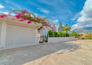 4+1 private Villa mit Panoramablick in der Gegend von Kargicak
