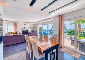 4+1 private Villa mit Panoramablick in der Gegend von Kargicak