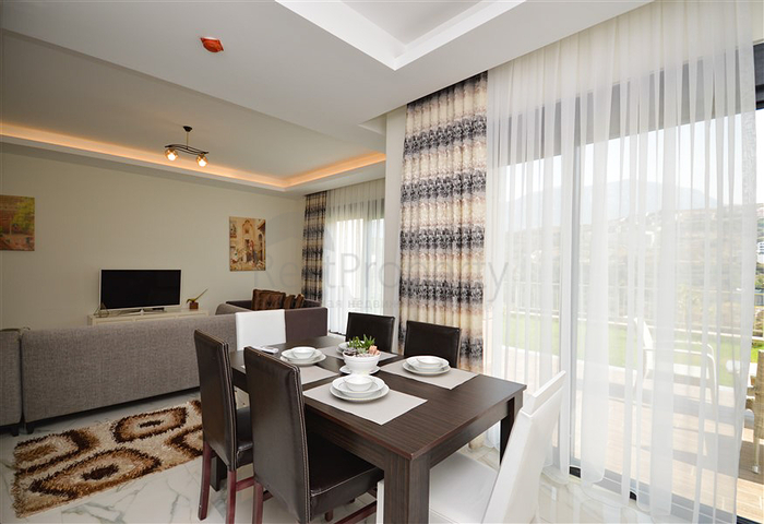 Moderne und neue 3+1-Villa im Stadtteil Kargicak