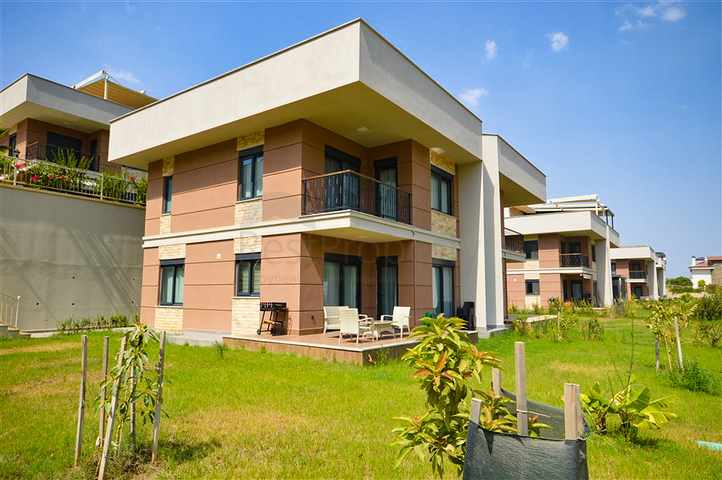 Moderne und neue 3+1-Villa im Stadtteil Kargicak