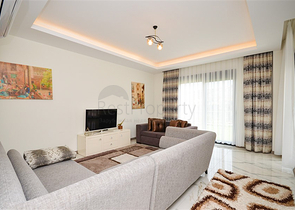 Moderne und neue 3+1-Villa im Stadtteil Kargicak