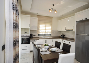 Moderne und neue 3+1-Villa im Stadtteil Kargicak