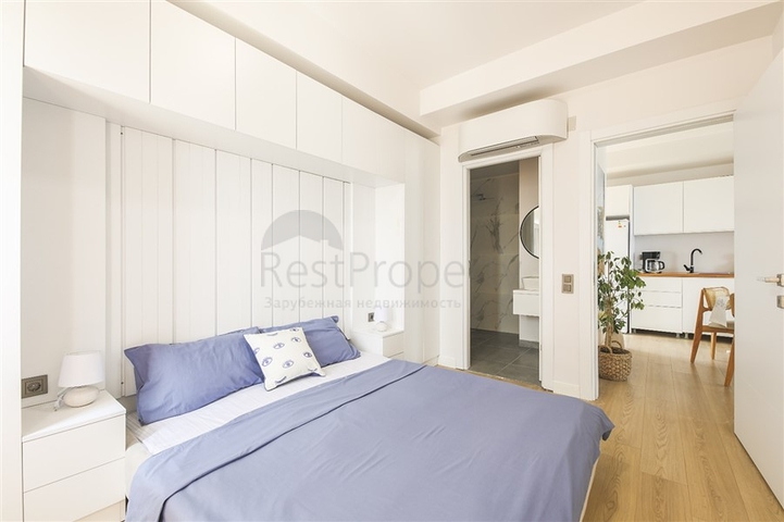 Der Komplex befindet sich in der Endphase des Baus, 150 Meter vom Meer entfernt