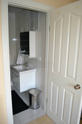 Möblierte Wohnung in einem schönen Komplex in Mahmutlar zu vermieten