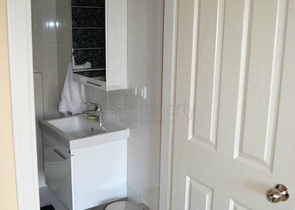 Möblierte Wohnung in einem schönen Komplex in Mahmutlar zu vermieten