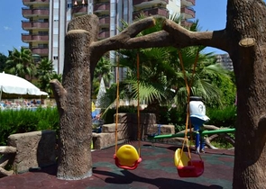 Möblierte Wohnung in einem schönen Komplex in Mahmutlar zu vermieten