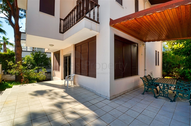 Villa mit 5+1 Grundrissen in Kemer - Antalya 