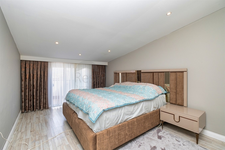 4+1 Duplex-Wohnung im Wohnbezirk Kyzylaryk - Antalya 