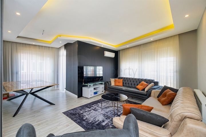 4+1 Duplex-Wohnung im Wohnbezirk Kyzylaryk - Antalya 