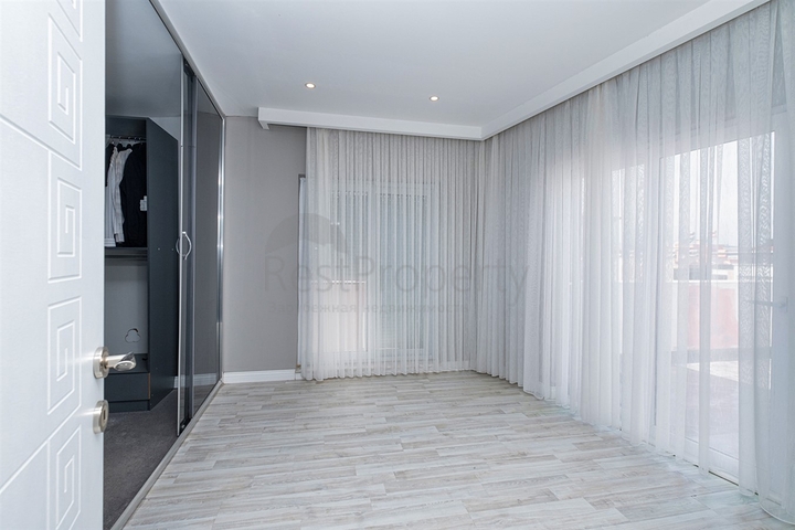 4+1 Duplex-Wohnung im Wohnbezirk Kyzylaryk - Antalya 